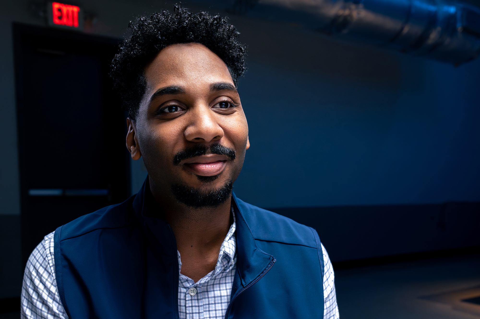 Consultant growing business through stronger client relationships